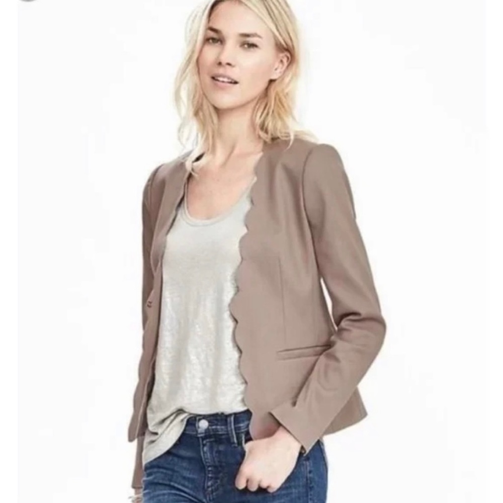 Banana Republic Scalloped Blazer